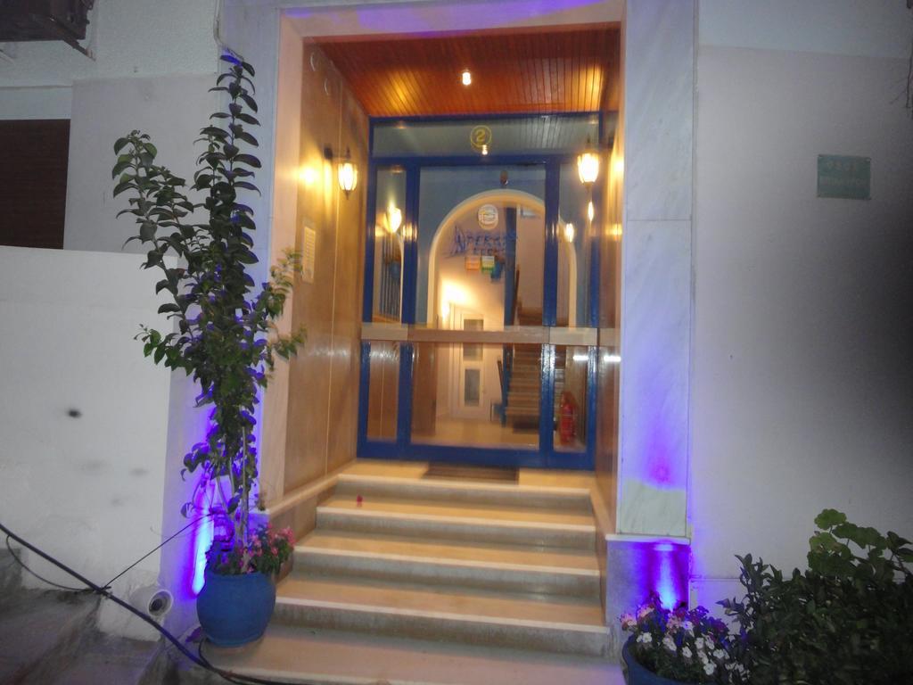 Apergis Rooms Ermoupoli Exterior foto